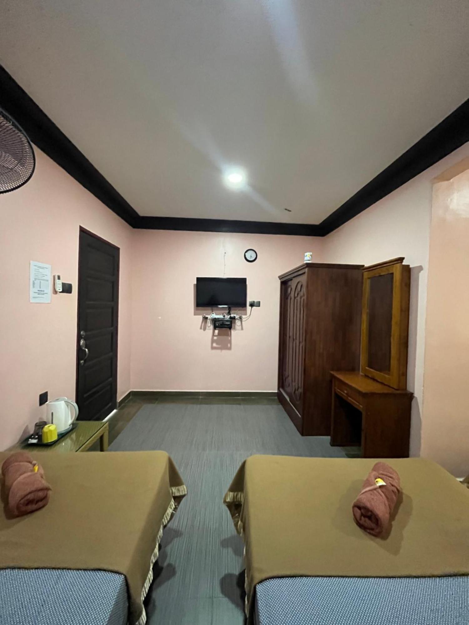 Razak Guest House Setiu Ngoại thất bức ảnh