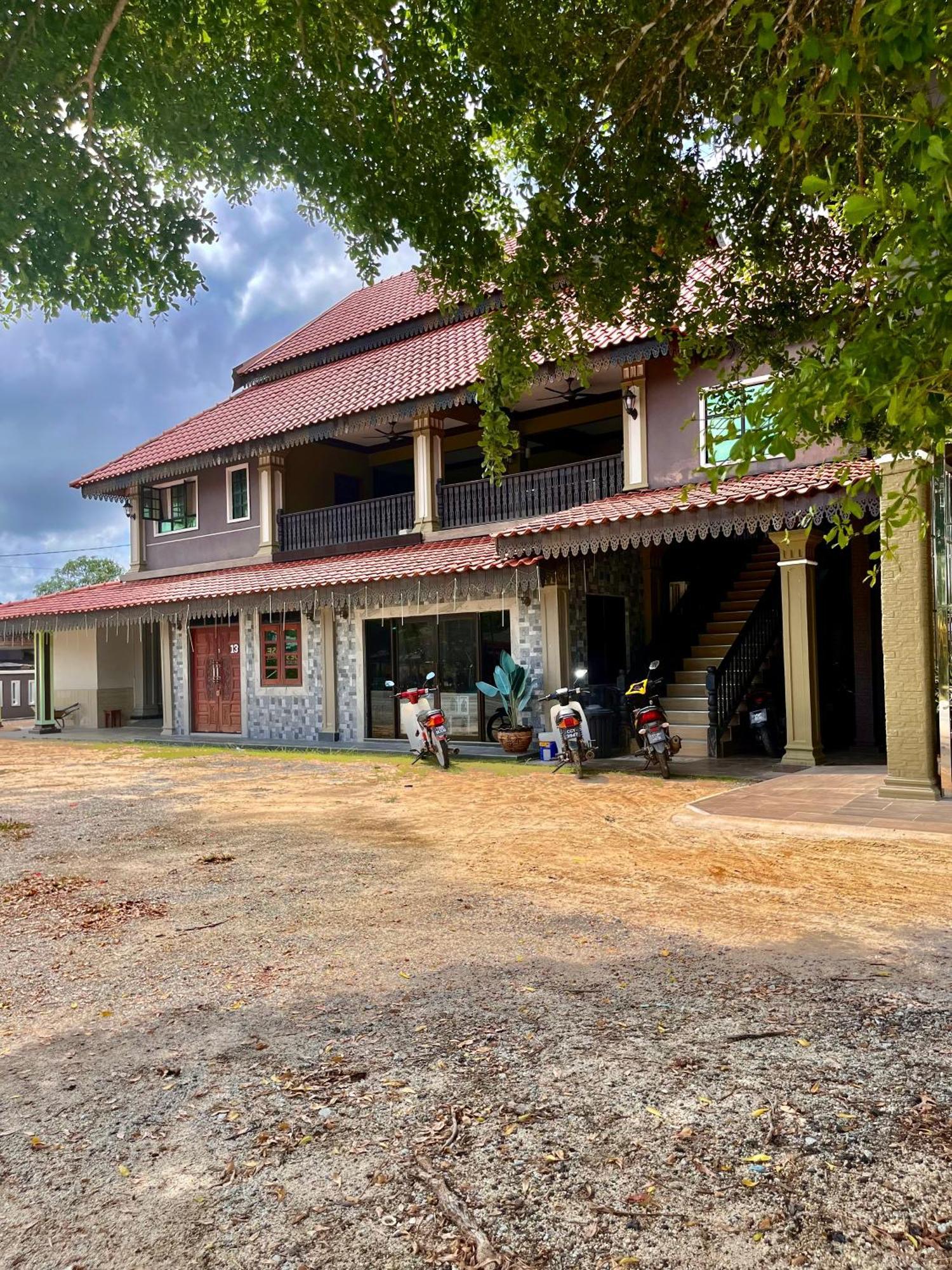 Razak Guest House Setiu Ngoại thất bức ảnh